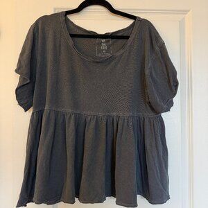 We The Free by Free People Dark Grey Tiered Peplum Top Size Medium